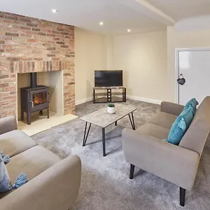 Host & - The At Bagdale Hall Holiday home